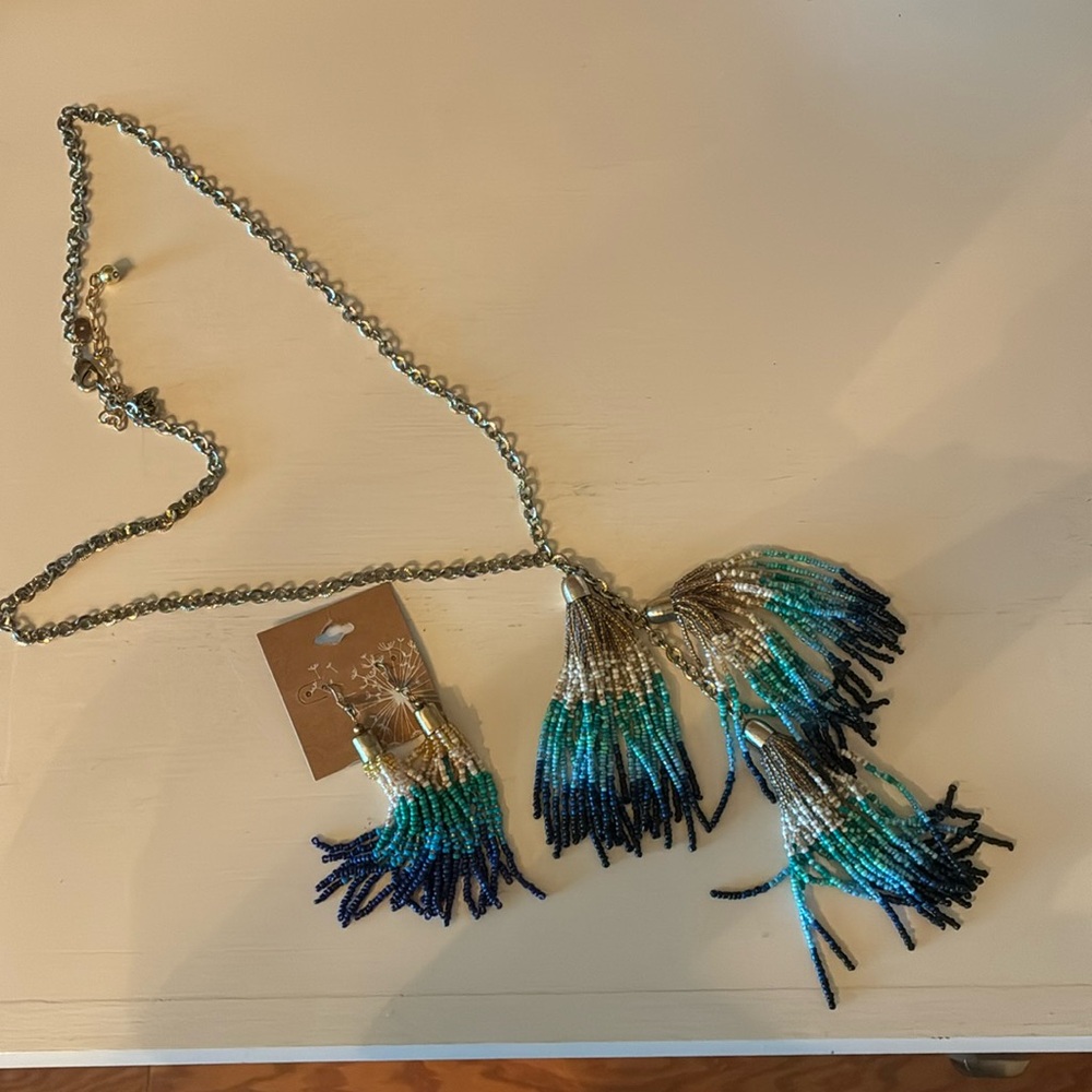 Elegant Gold and Multicolor Tassel Necklace with earrings